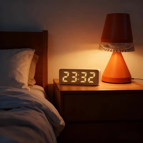Mini Silent Digital Alarm Clock - Minimalist USB/Battery Powered Desk Clock for Bedroom and Dorm Room White