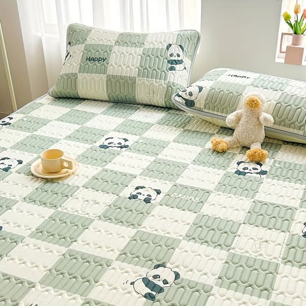 Cooling Mat for Single and Double Beds, Panda Pattern with Grid Design, Cooling Ice Silk Fabric, Summer Cooling Mat with Effective Cooling Sensation 90 x 200cm