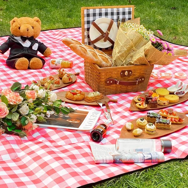 Waterproof 200x200cm Picnic Blanket Red Plaid Soft Outdoor Mat with Handle Portable Foldable Camping Beach Gear-FS-