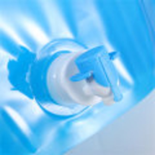 Bærbar vandpose i plast med sammenklappelig beholder blå 10L blue 10