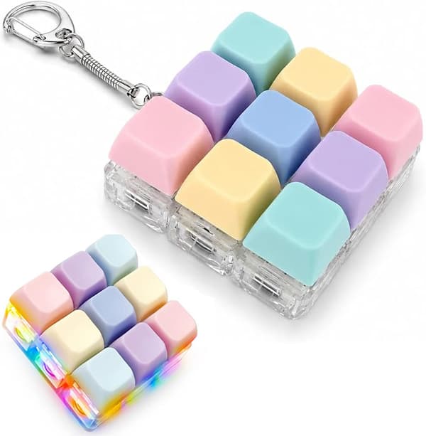 LED Keyboard Fidget Keychain 9 Buttons Anti-Stress Toy Sensory Click Keychain for Study Office and Relaxation