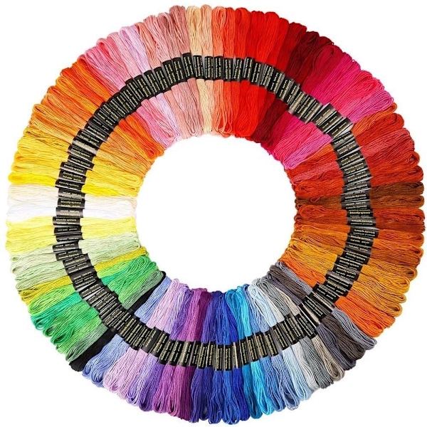 100 stk. broderitråd / moulinégarn Multicolor multifärg