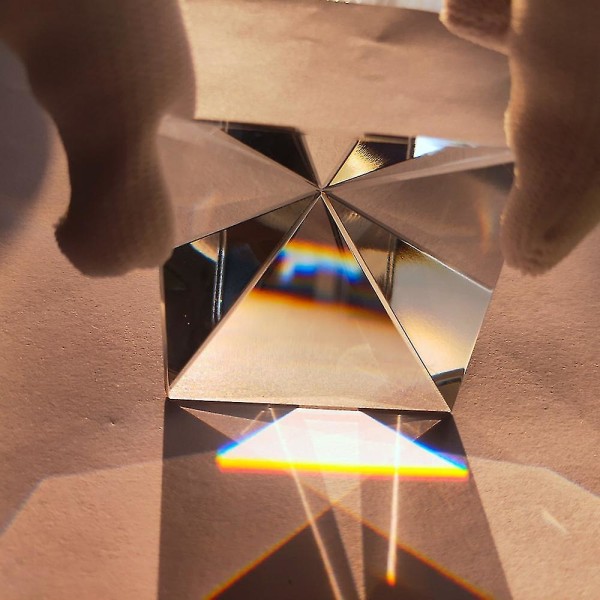 Regnbueprisme optisk glasskrystallpyramide 40mm høy polyhedral rektangulær pyramide vitenskap populærvitenskap studenter