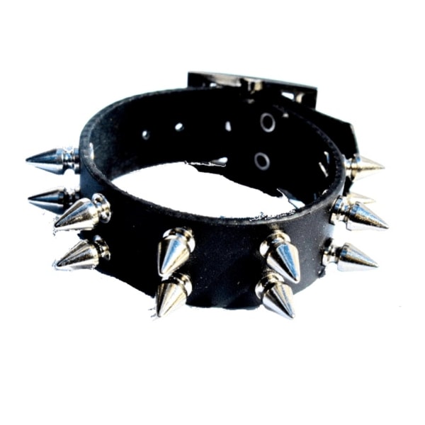 läderarmband med nitar black