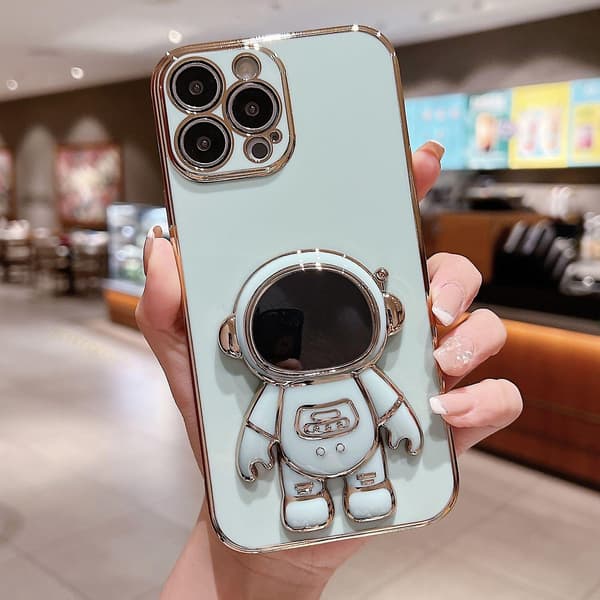 Astronaut Stand Cover til iPhone 15 Pro Max