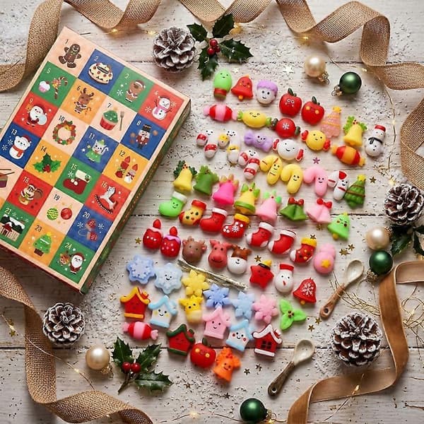 24 stk. julekalender med nedtelling, mini squishy fidget-leker, assorterte julepynt, overraskelsesboks som gave til gutter og jenter