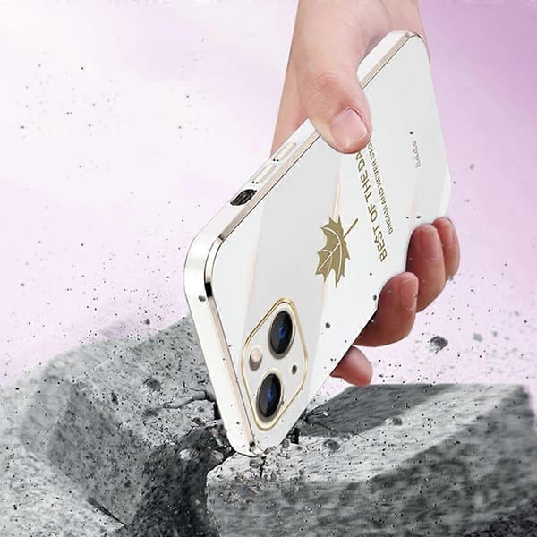 Til iPhone 13 6.1 tommer Lige Kant 6D Galvanisering TPU Cover Ahornblad Telefoncover