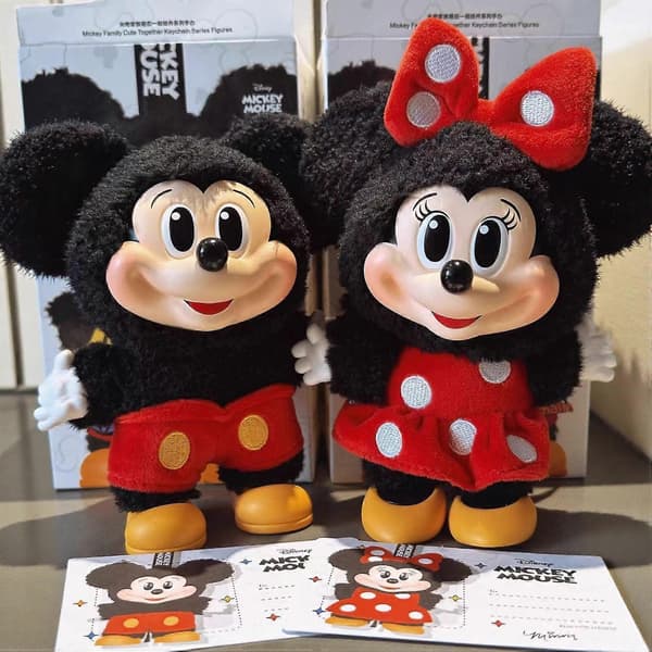 Ny samlerobjekt blindboks plyslegetøj ornament, 1 stk.