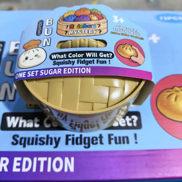 Crazy Fun Rainbow Mystery Squishy Bun Mystery Dumpling Leketøy