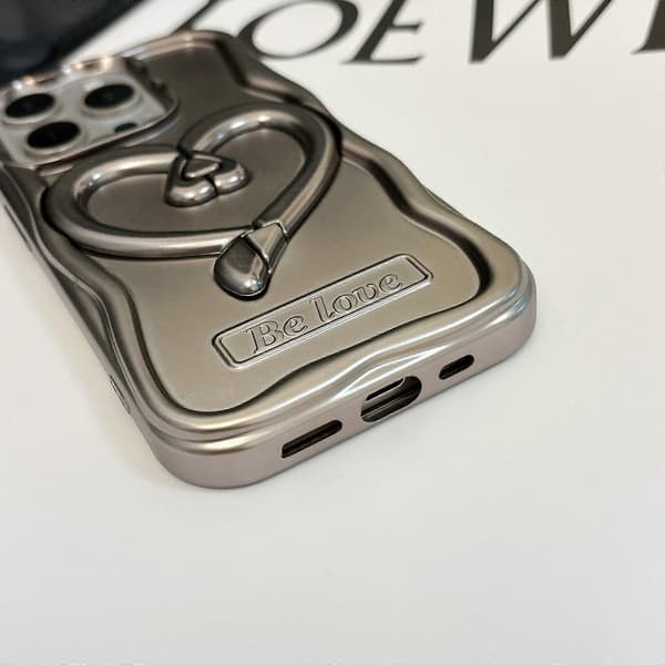 Til iPhone 13 Pro Anti-Fall Deksel Hjerteformet PC Støtteben Galvanisert TPU Telefondeksel