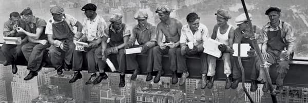 Lunch on skyscraper multifärg