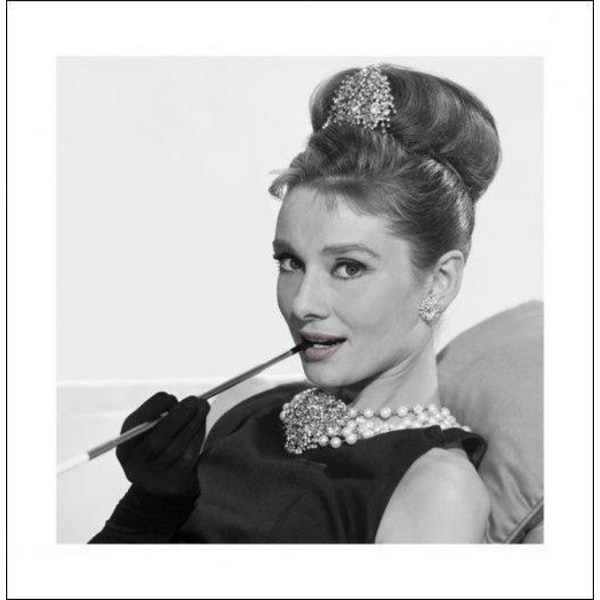 Audrey Hepburn - Cigarette multifärg