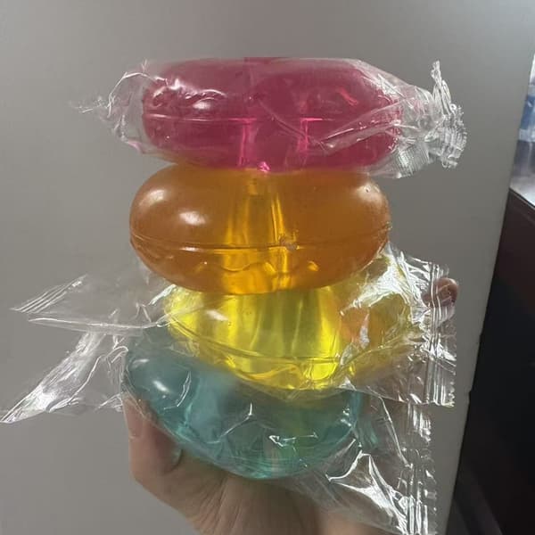 Donut Squishy Stressavlastningsleksak Mjukt Bröd Klämleksak Långsamt Stigande Sensorisk Fidget-present Pink