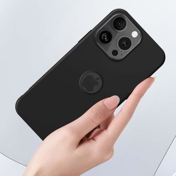 Deksel for iPhone 16 Pro Max Myk Touch Matt Fleksibel Silikon Svart