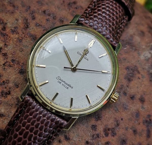 Ödlemönstrat band av brunt läder Brown 20mm