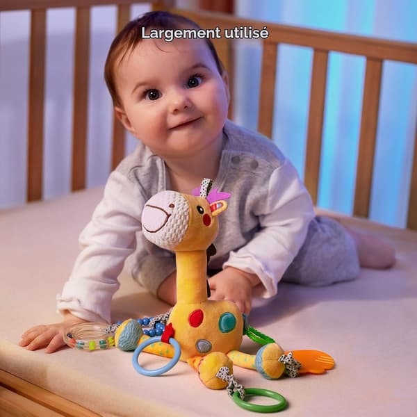 Hengende sjiraffrangle, egnet for barnevogner