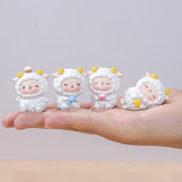Creative Mini Cartoon Lamb Resin Figurines Duck Ornament Statue Miniatures 4# Duck