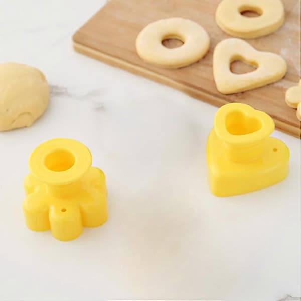 Plastic Cake Mold Wool Ball Shaped Mousse Mold Cake Dessert Baking Pan Heart Donuts Chocolate Mold Cake Decorating Tool