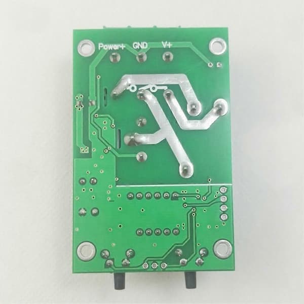 Relæafbrydercontroller DC 6-80V Spændingsdetektion Opladningsafladningsmonitor med kabinet Digitalt display