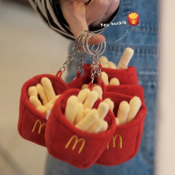 Mcdonald's M Pommes frites Plyschleksakskläder Ryggsäck Skor Tillbehör Plyschhänge Nyckelring Docka