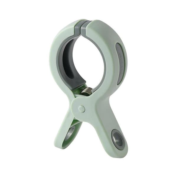 6 Large Windproof Clothes Pegs for Beach Towels, Bedding & Thick Clothes - Durable Clothes Pegs