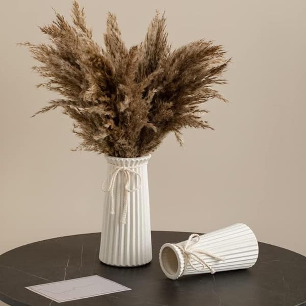 White Ceramic Vase Small Ribbed Vase in Modern Nordic Rustic Style Off White