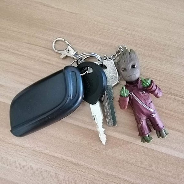 Baby Groot -figuurit avaimenperä riipus malli lapsille lelu puumies avaimenperä autoon roikkuva koriste avaimenperä kodin koriste