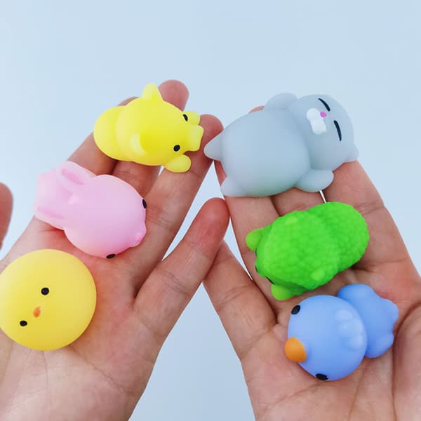 24 stk. Stress Relief Legetøj Farverige Højelastiske Bløde Dyr Fidget Legetøj til Børn