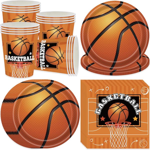 Borddækning med basketball-tema