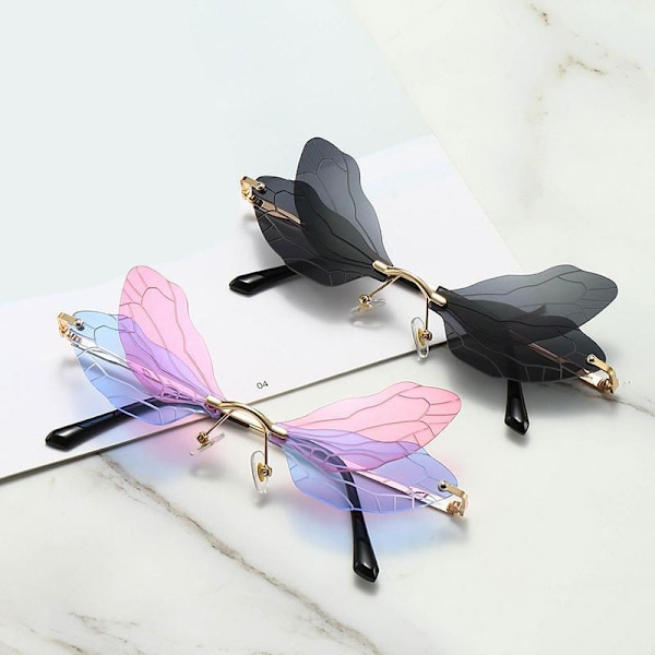 Retro solbriller, Dragonfly Wing Shape Transparent Fashion Light Solbriller Klart objektiv Farger Egnet for fest