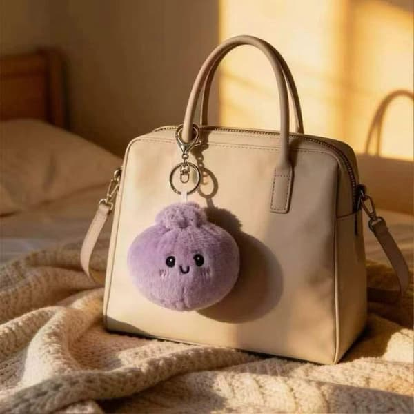 Mini Dumpling Nøglering – 10 cm & Fluffy – til fødselsdags- og festgave Red