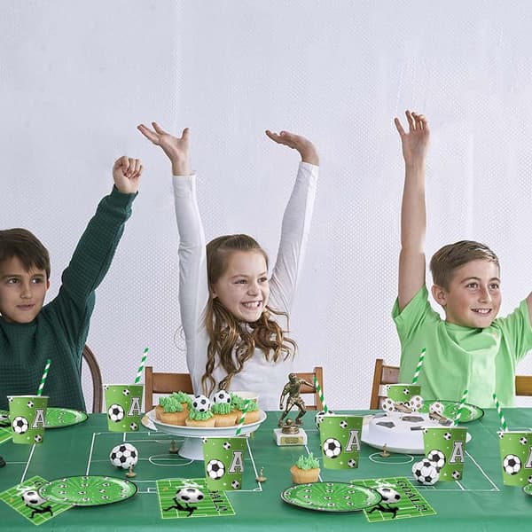 Fodbold-tema festservice sæt (68 dele), fodbold-tema fødselsdagsservice