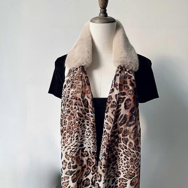 Furry Plyschhalsduk för Vintervärme med Elegant Leopardtryckt Sidenband Patchwork Lång Halsduk för Kvinnor White