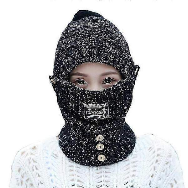 Stickad mössa med öronskydd black